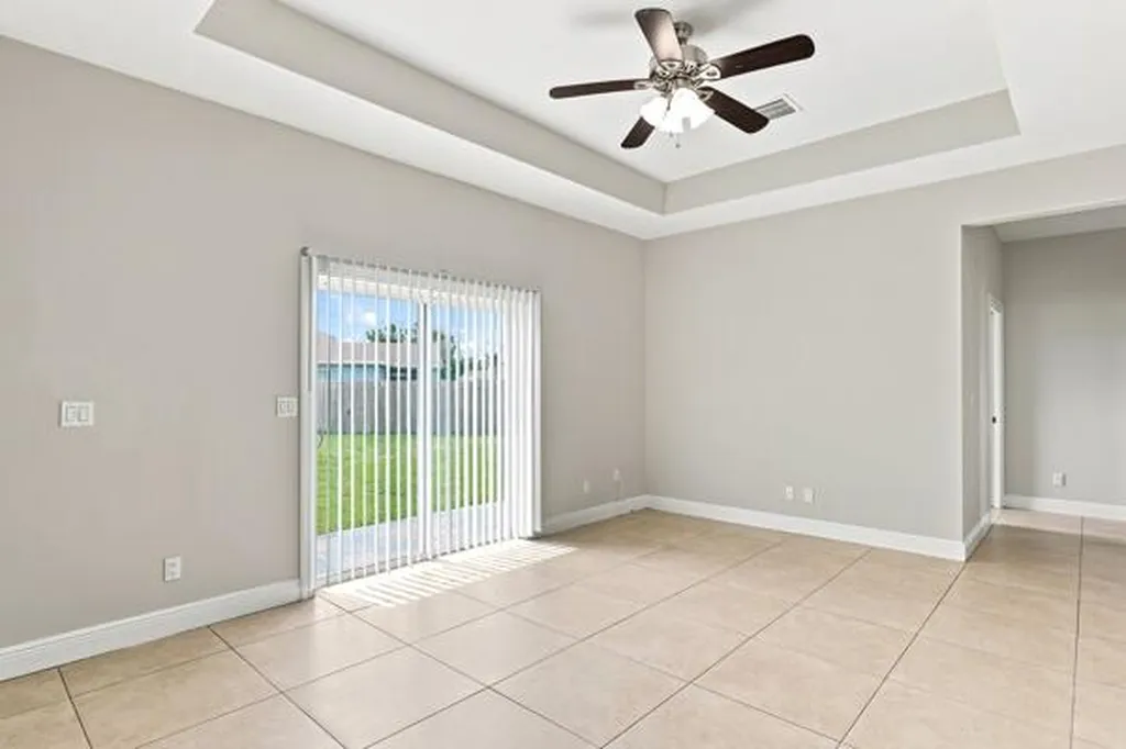 5866 NW Mesa Circle Port St Lucie FL 34986