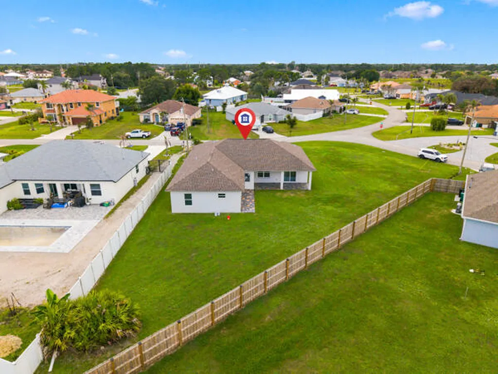 5866 NW Mesa Circle Port St Lucie FL 34986