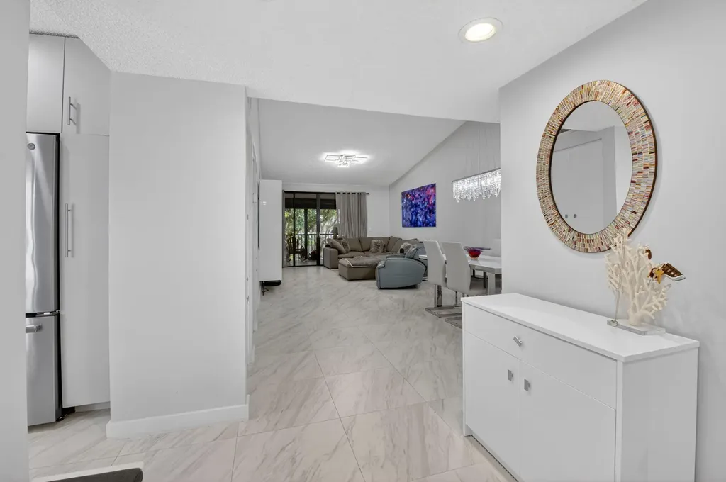 7563 Glendevon Lane Delray Beach FL 33446