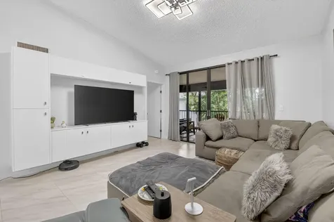7563 Glendevon Lane Delray Beach FL 33446