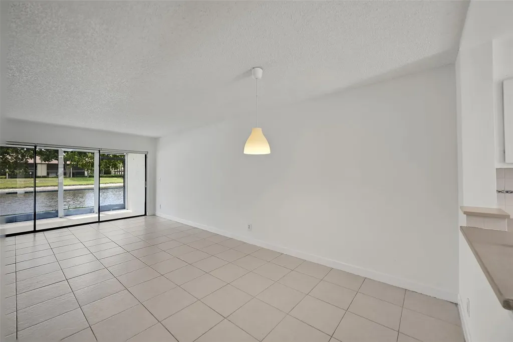 2297 SW 15th Street Deerfield Beach FL 33442