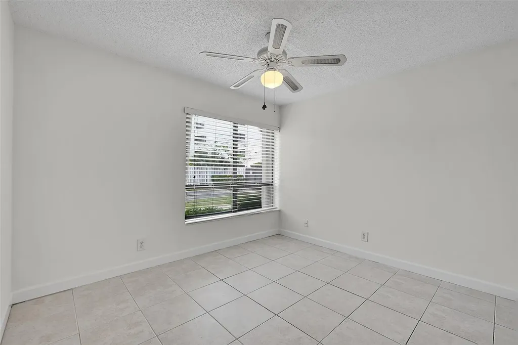 2297 SW 15th Street Deerfield Beach FL 33442