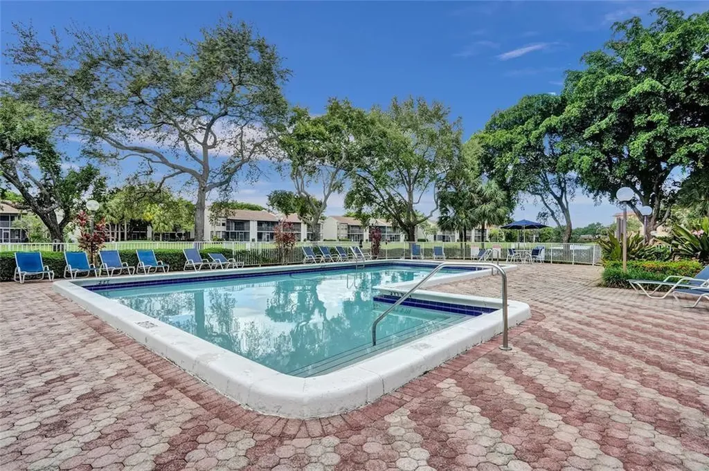 2297 SW 15th Street Deerfield Beach FL 33442