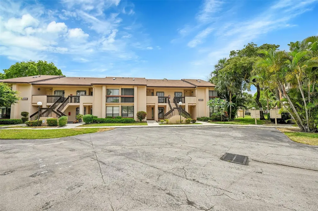 2297 SW 15th Street Deerfield Beach FL 33442