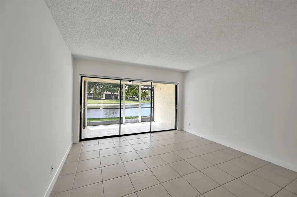 2297 SW 15th Street Deerfield Beach FL 33442
