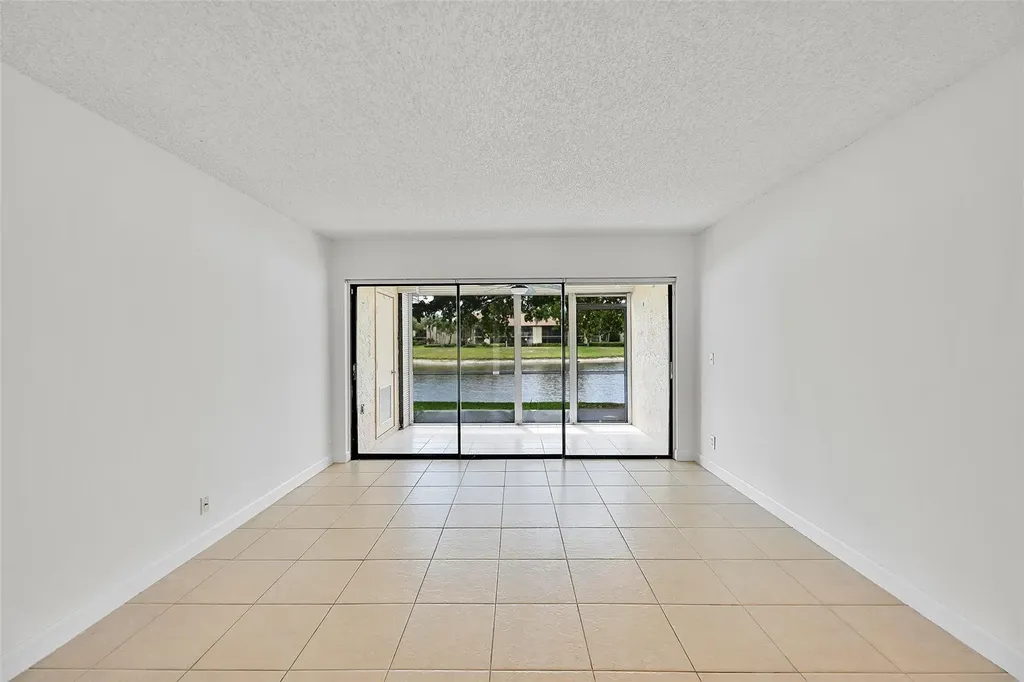 2297 SW 15th Street Deerfield Beach FL 33442