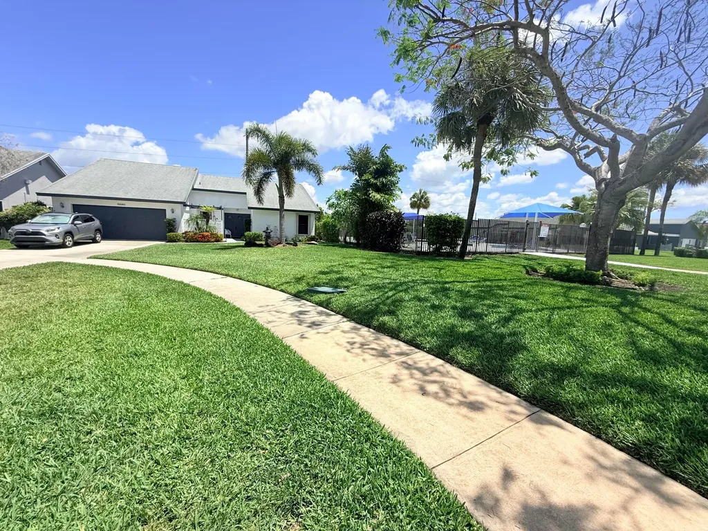 7797 San Marcos Place Boca Raton FL 33433