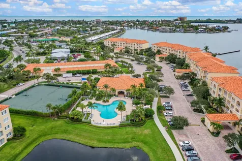 37 E Harbour Isle Drive Drive E Fort Pierce FL 34949