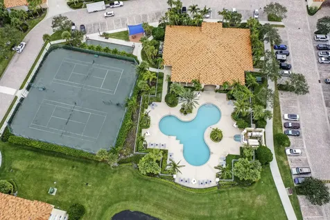 37 E Harbour Isle Drive Drive E Fort Pierce FL 34949