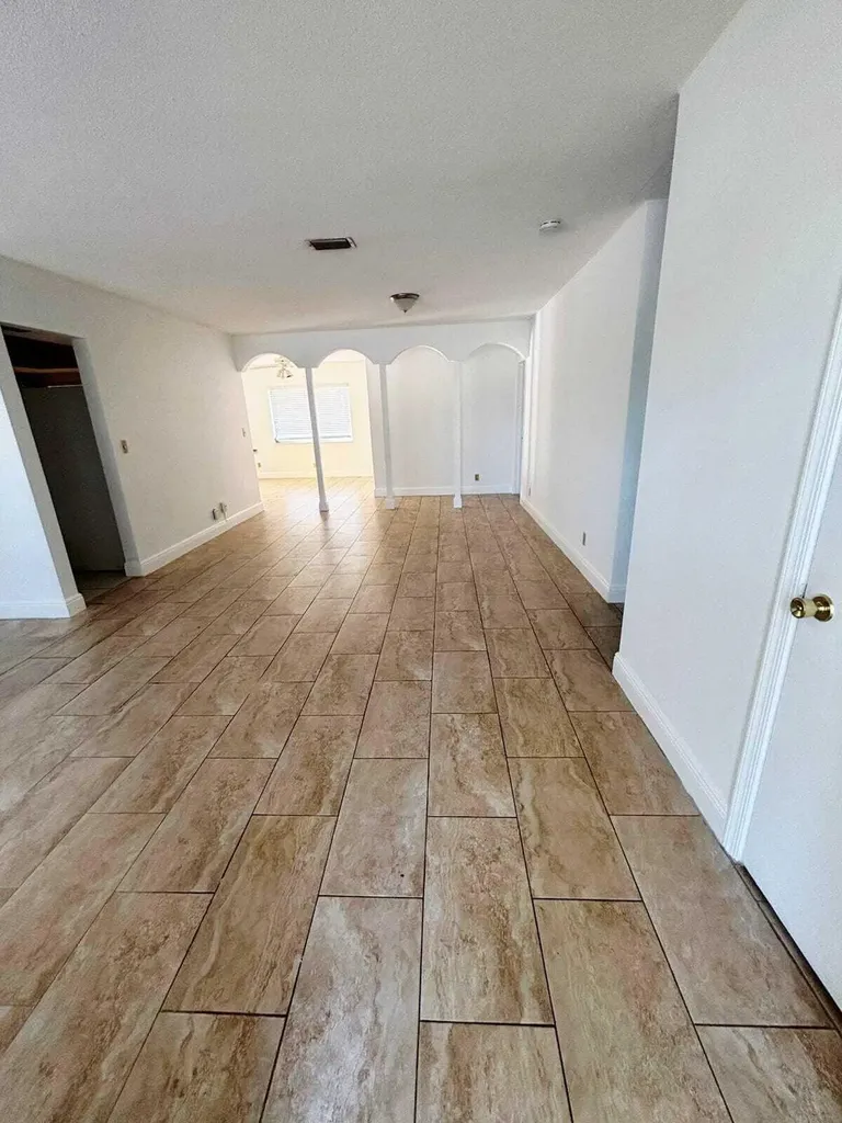 6473 NW 20th Street Margate FL 33063