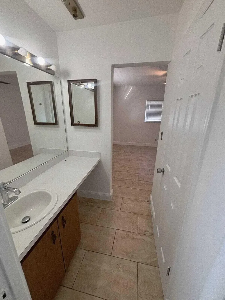6473 NW 20th Street Margate FL 33063