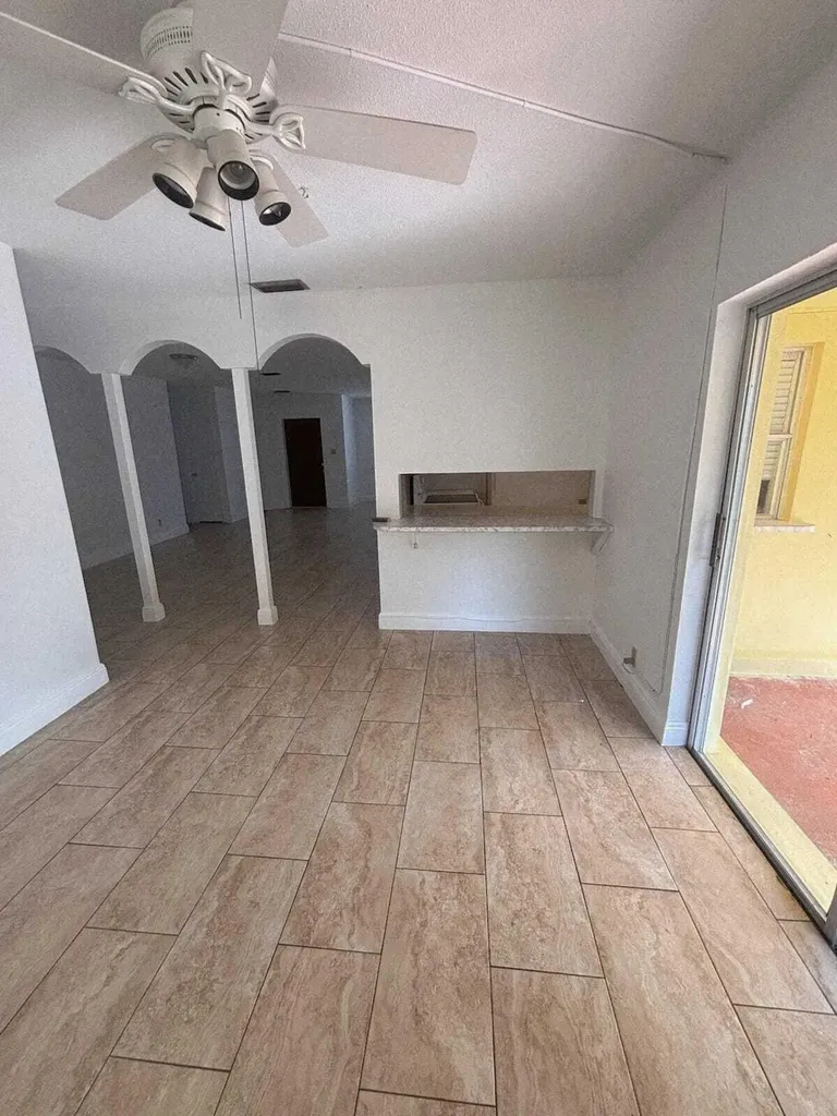 6473 NW 20th Street Margate FL 33063