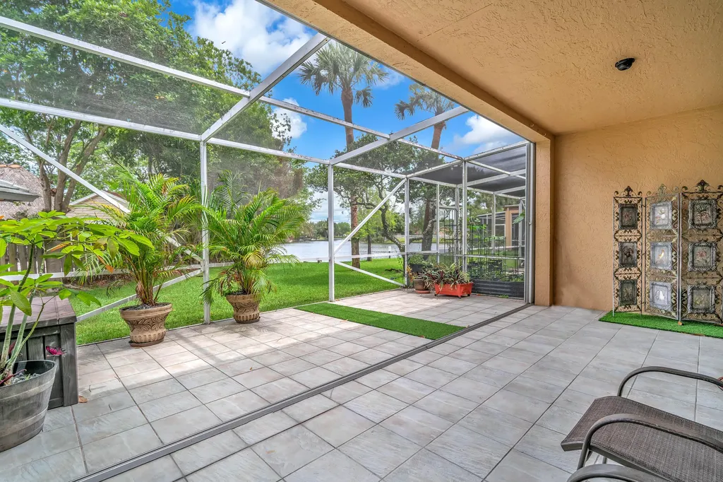 1888 SW 53rd Avenue Plantation FL 33317