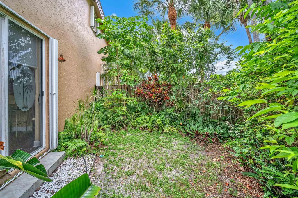 1888 SW 53rd Avenue Plantation FL 33317