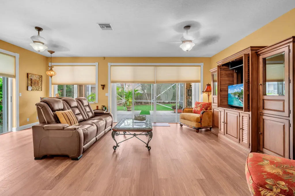 1888 SW 53rd Avenue Plantation FL 33317