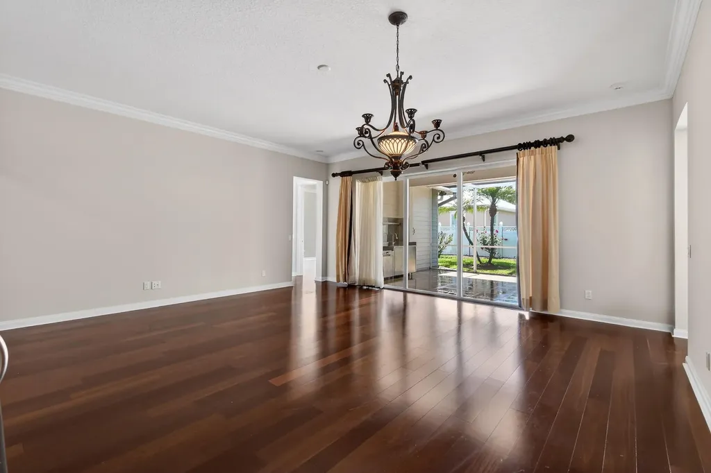 1316 Torch Key Way Jupiter FL 33458