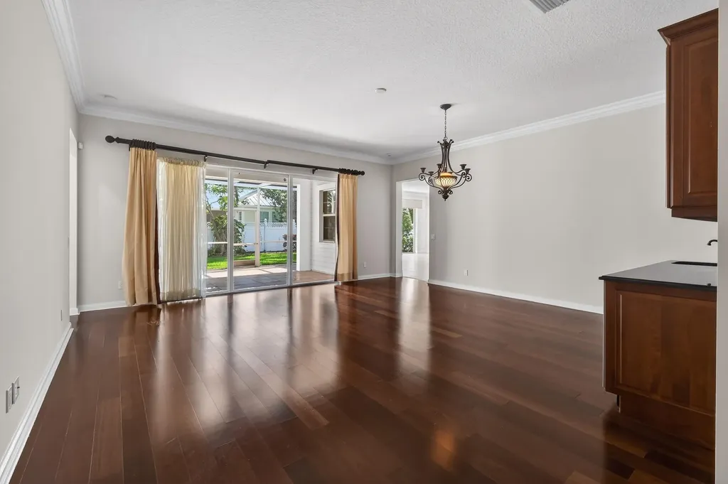 1316 Torch Key Way Jupiter FL 33458