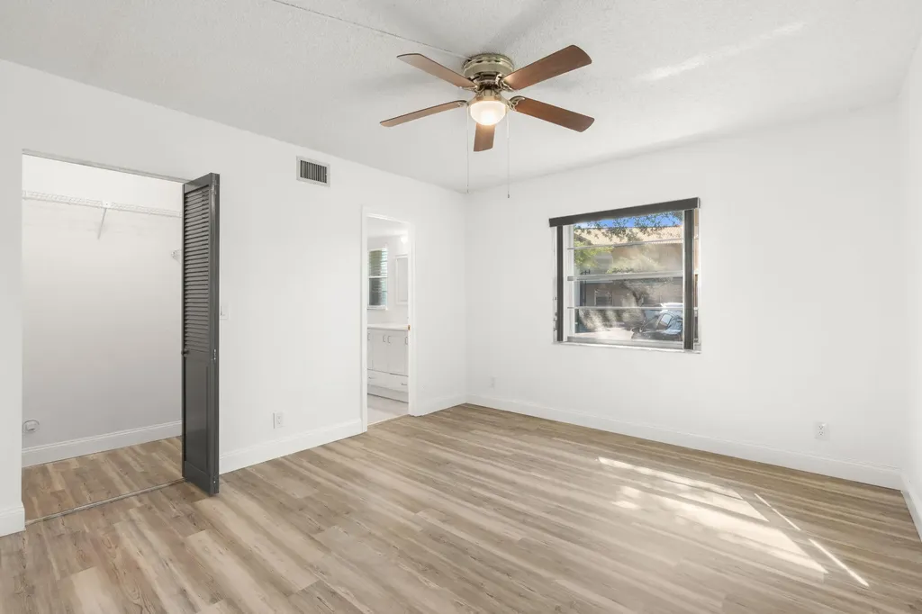 2455 NW 89th Drive Coral Springs FL 33065