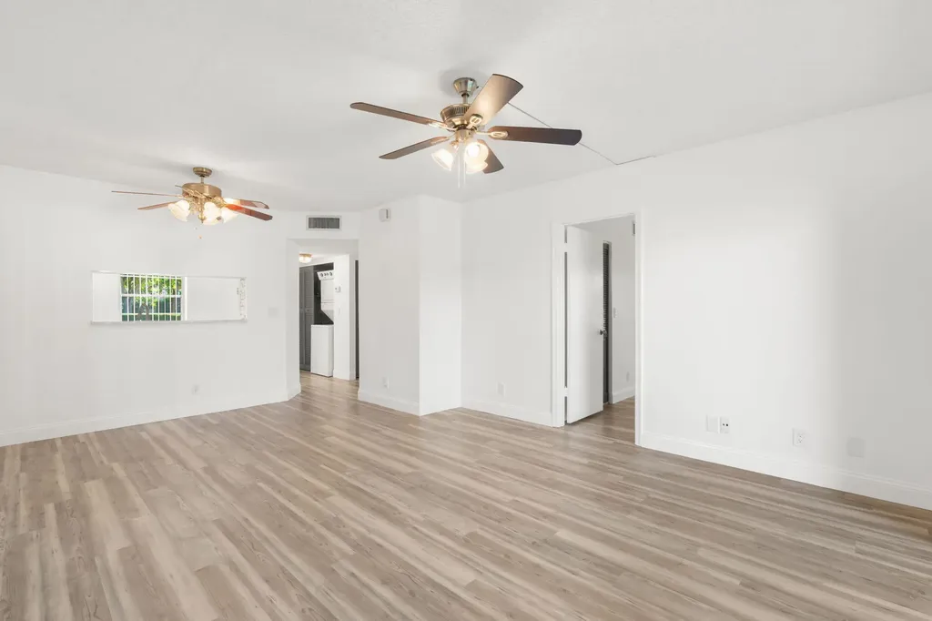 2455 NW 89th Drive Coral Springs FL 33065