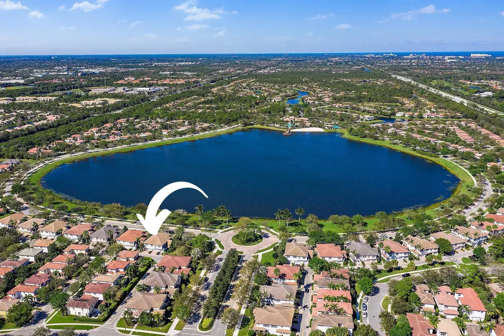 153 Evergrene Parkway Palm Beach Gardens FL 33410