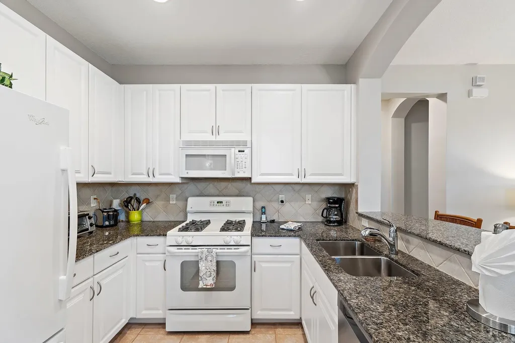 153 Evergrene Parkway Palm Beach Gardens FL 33410