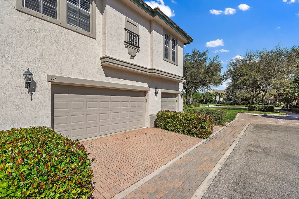 153 Evergrene Parkway Palm Beach Gardens FL 33410