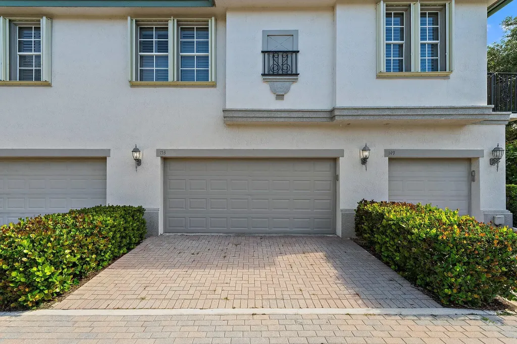 153 Evergrene Parkway Palm Beach Gardens FL 33410
