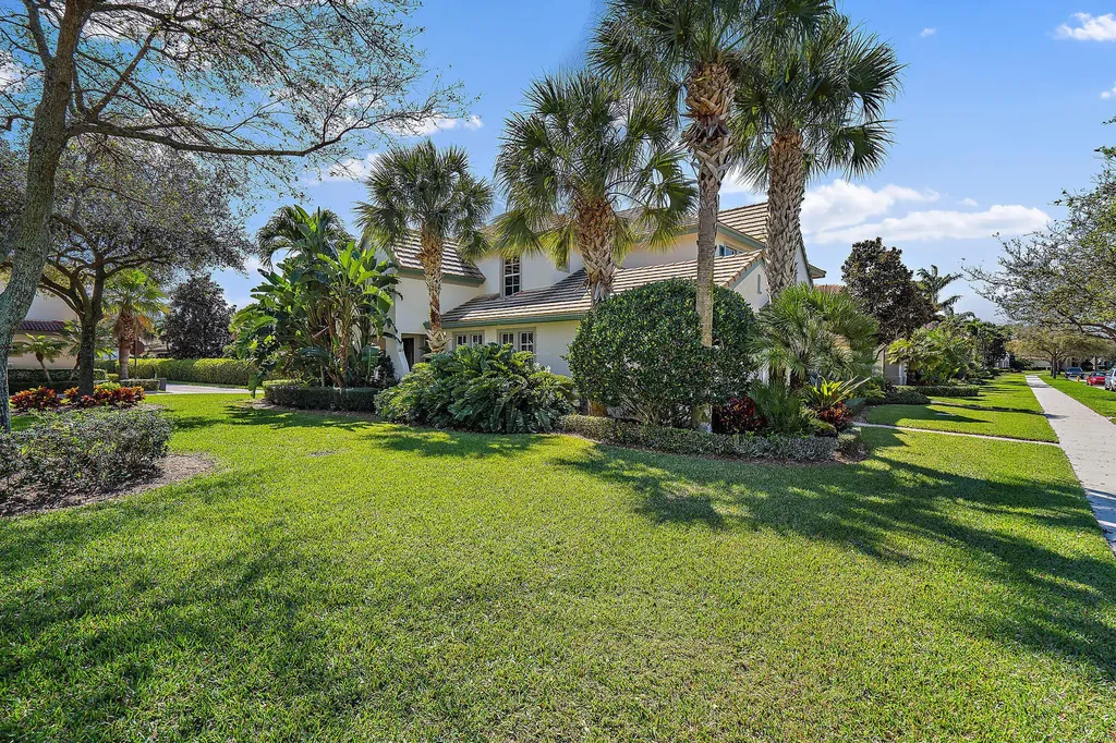153 Evergrene Parkway Palm Beach Gardens FL 33410