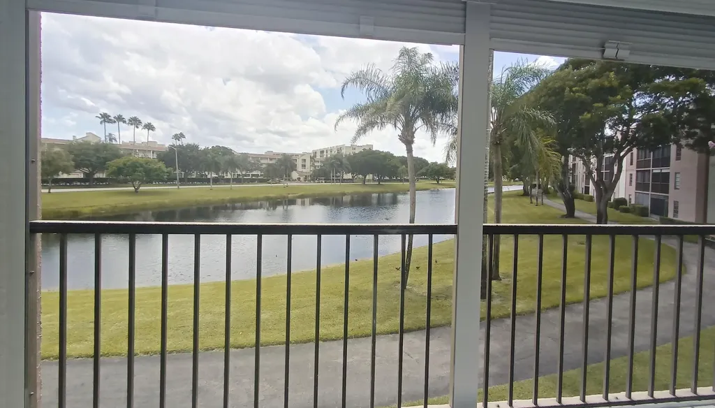 7280 Amberly Lane Delray Beach FL 33446