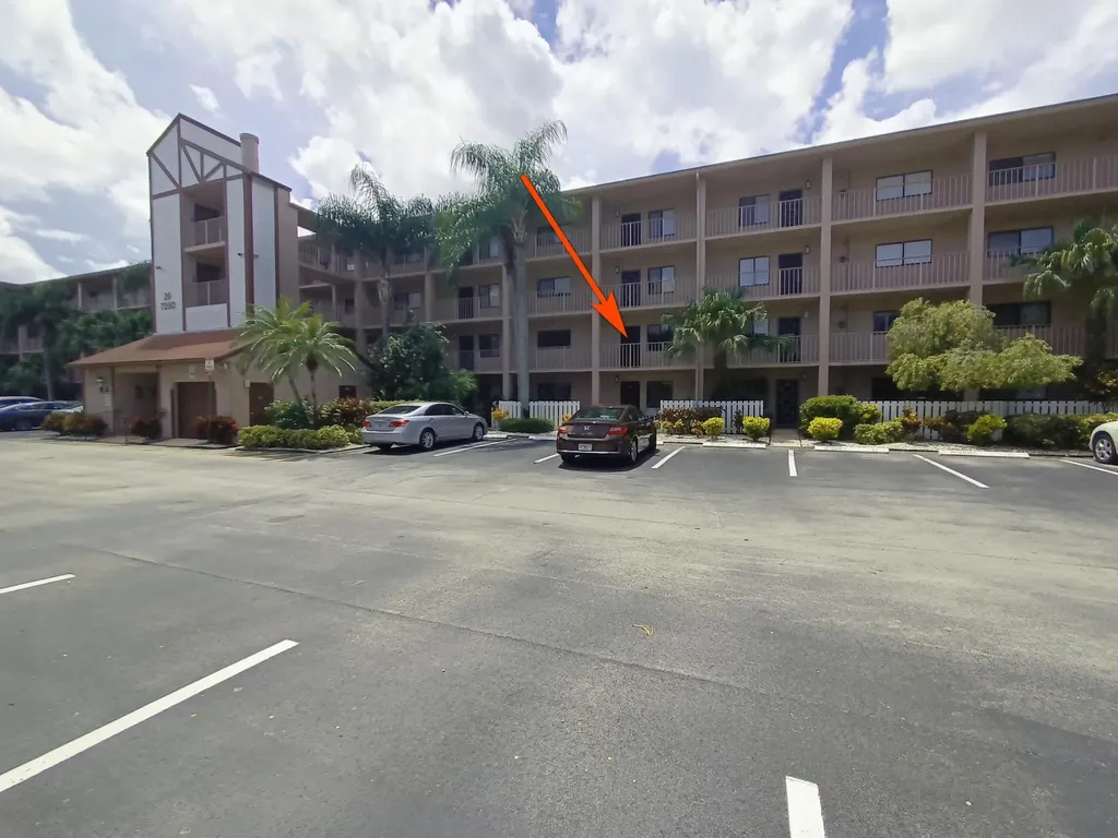 7280 Amberly Lane Delray Beach FL 33446