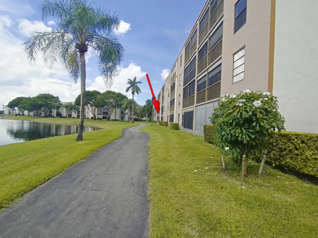 7280 Amberly Lane Delray Beach FL 33446