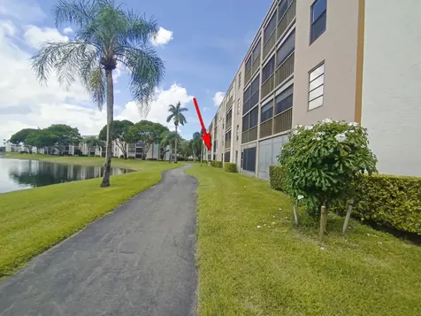 7280 Amberly Lane Delray Beach FL 33446