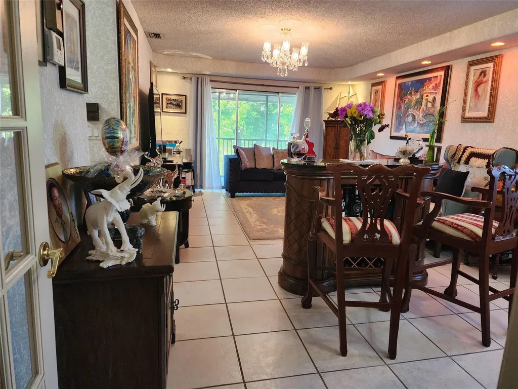 8705 NW 38th Drive Coral Springs FL 33065