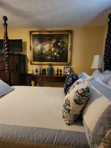 8705 NW 38th Drive Coral Springs FL 33065
