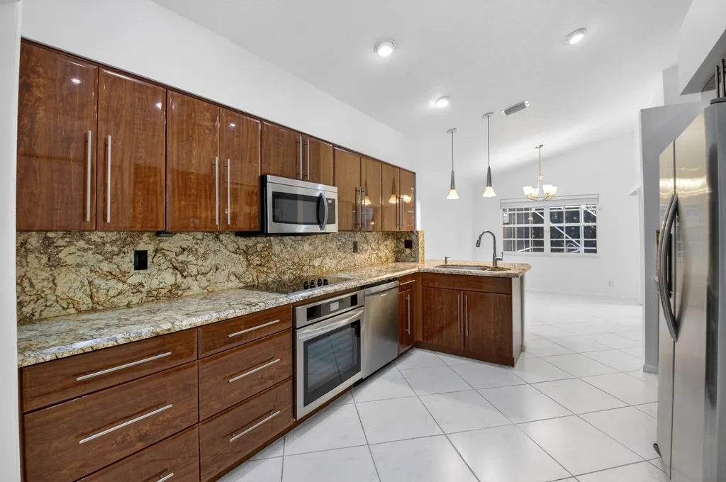 7558 Ironbridge Circle Delray Beach FL 33446