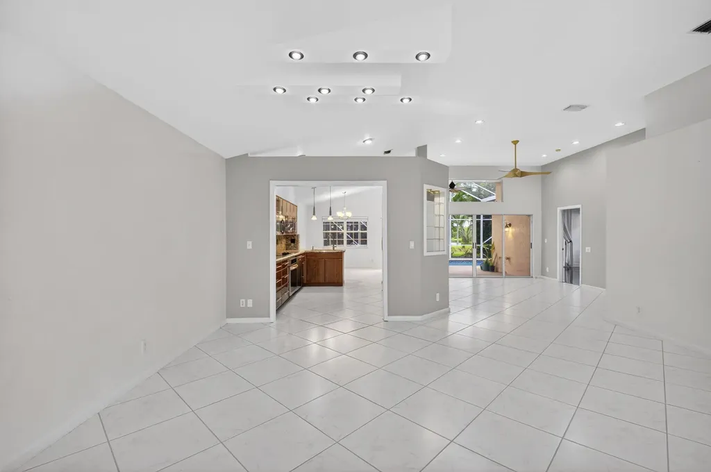 7558 Ironbridge Circle Delray Beach FL 33446
