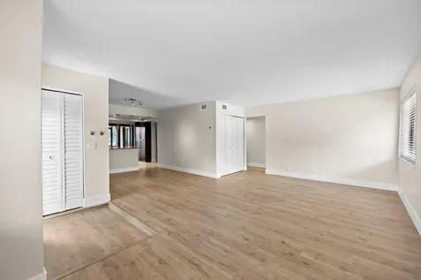 28 Wimbledon Lake Drive Plantation FL 33324