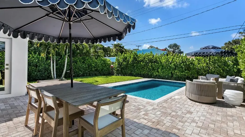406 35th Street West Palm Beach FL 33407