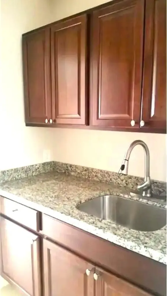 615 NE 8th Avenue Fort Lauderdale FL 33304