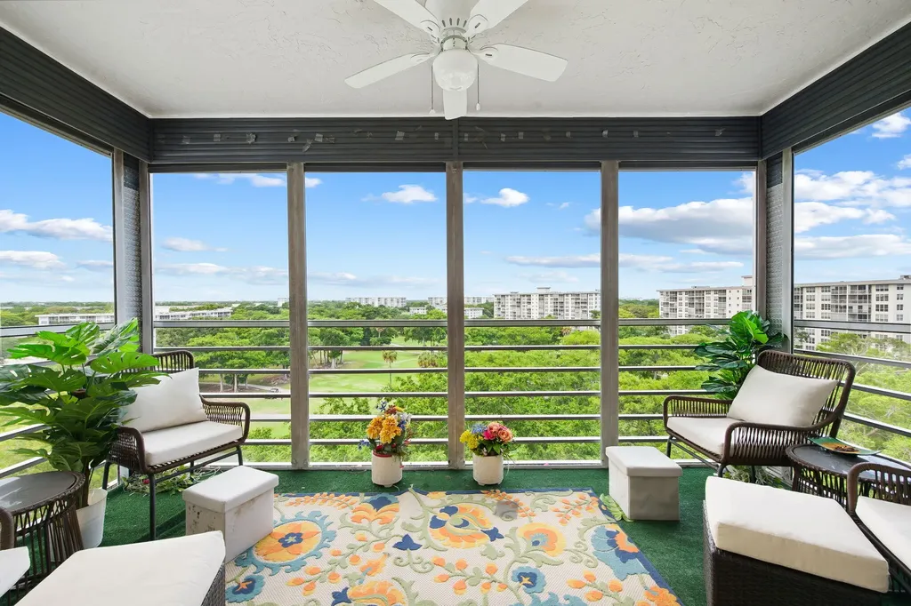 4015 W Palm Aire Drive Pompano Beach FL 33069