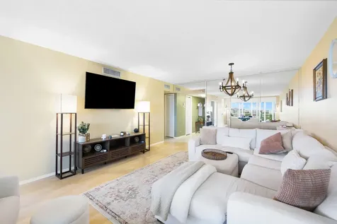 4015 W Palm Aire Drive Pompano Beach FL 33069
