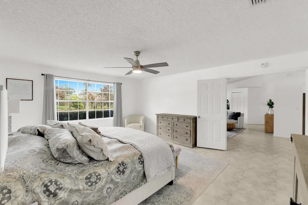 1142 SW Dalton Avenue Port St Lucie FL 34953