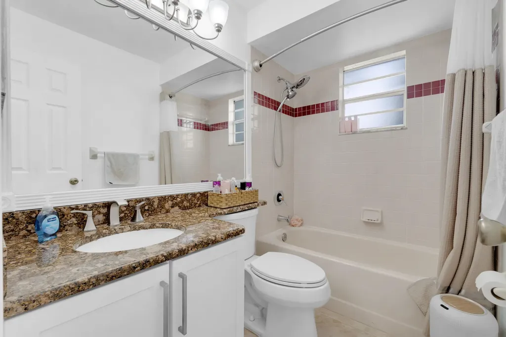 1142 SW Dalton Avenue Port St Lucie FL 34953