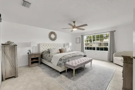 1142 SW Dalton Avenue Port St Lucie FL 34953