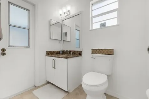 1142 SW Dalton Avenue Port St Lucie FL 34953