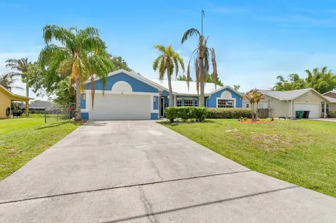 1142 SW Dalton Avenue Port St Lucie FL 34953