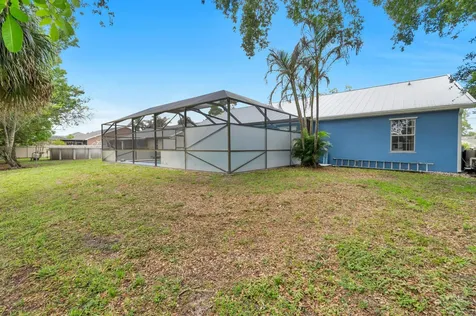 1142 SW Dalton Avenue Port St Lucie FL 34953