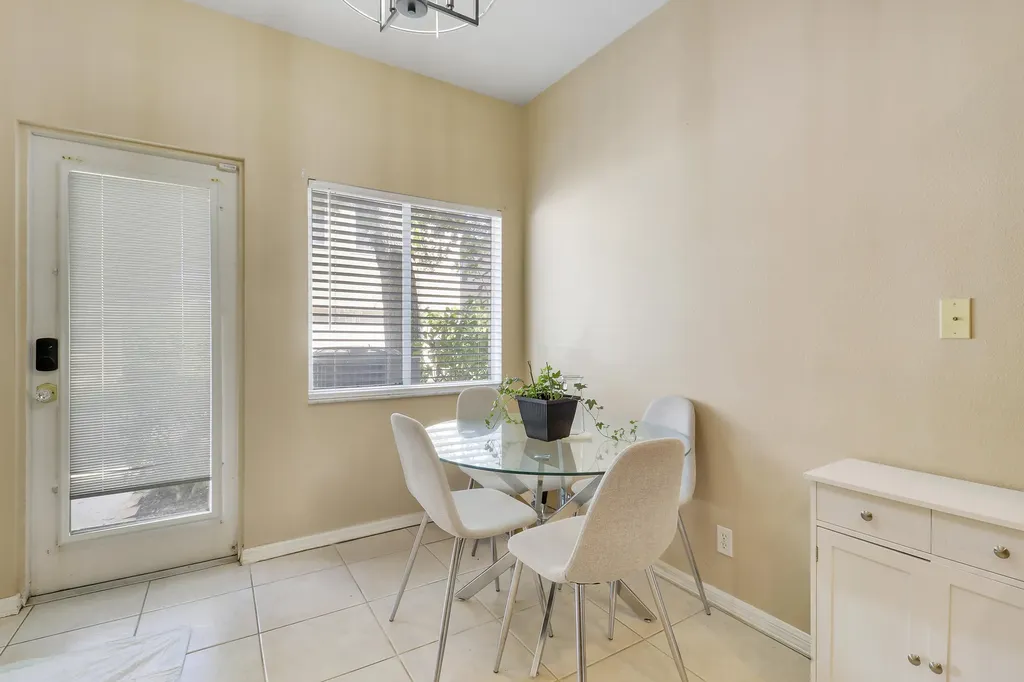 2122 SE Grand Drive Port St Lucie FL 34952