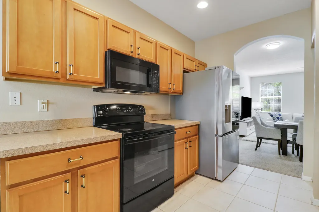 2122 SE Grand Drive Port St Lucie FL 34952