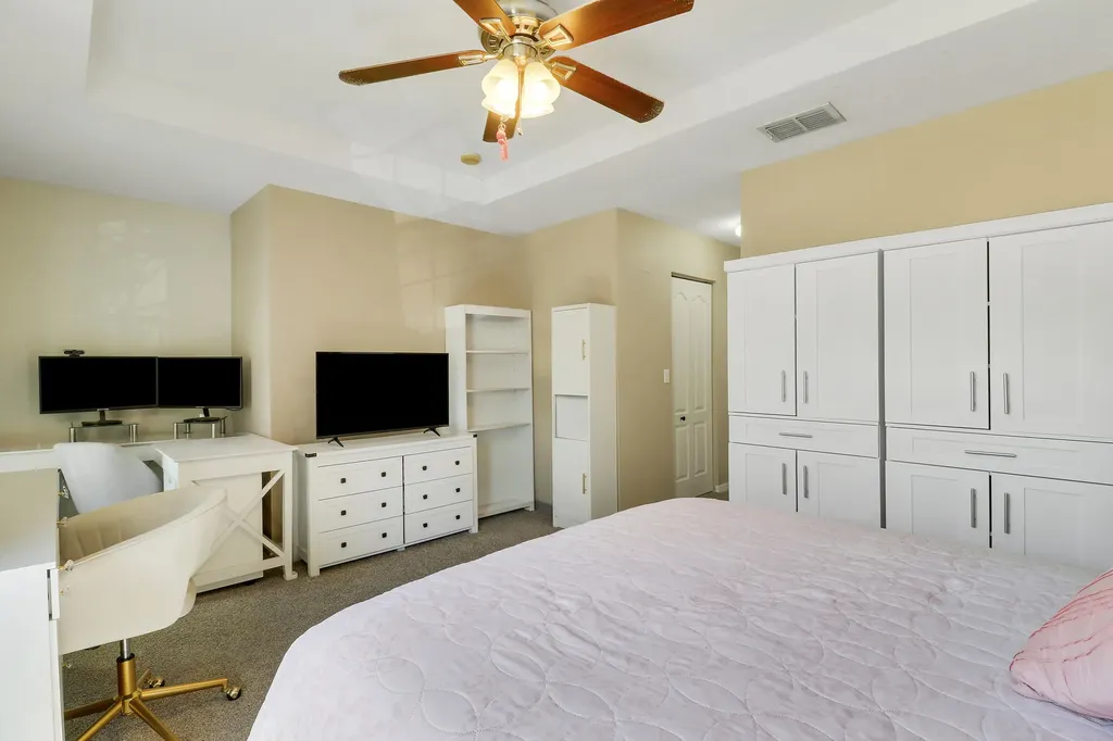 2122 SE Grand Drive Port St Lucie FL 34952